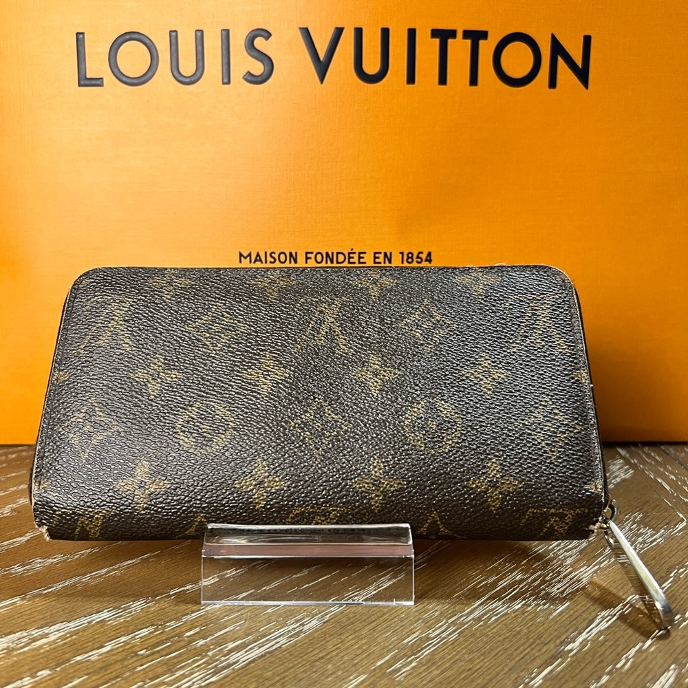 Louis Vuitton Brown Monogram Zippy Wallet A115 - Picture 3 of 14